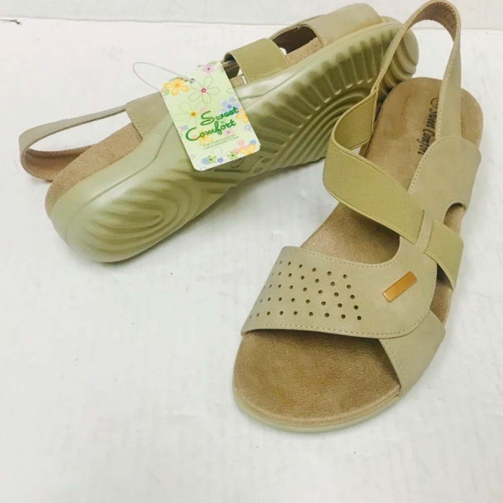 Sandals - Picture 2 of 6